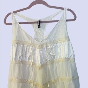 Elegant White Lace Trim Sleepwear